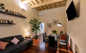 Parione Apartment